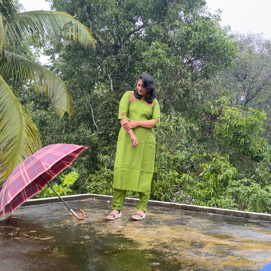 Green colour daily wear kurti set collections