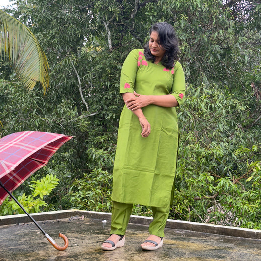 Green colour daily wear kurti set collections