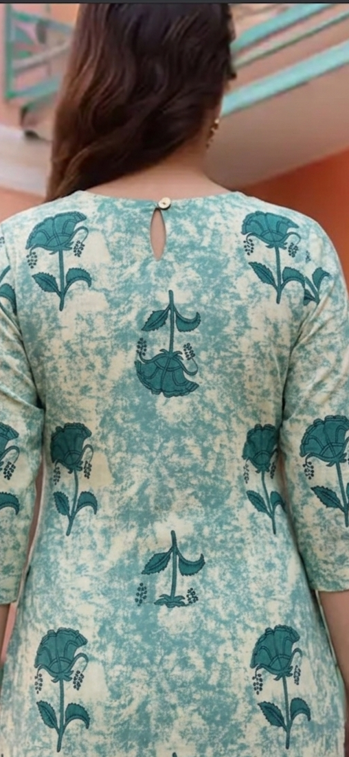 Green Full Sleeve Kurti with Small Floral Print