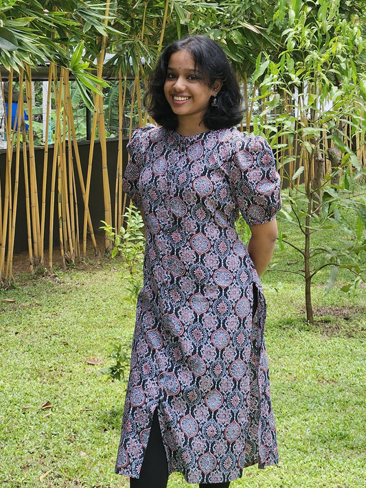 Black & Red Katha Cotton Kurti – Elegant Ethnic Daily Wear | MY Trexora/TRX_KUR_0021